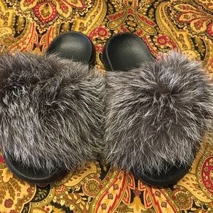 Ethel Anderson Real Silver Fox Slides size 6.5/7